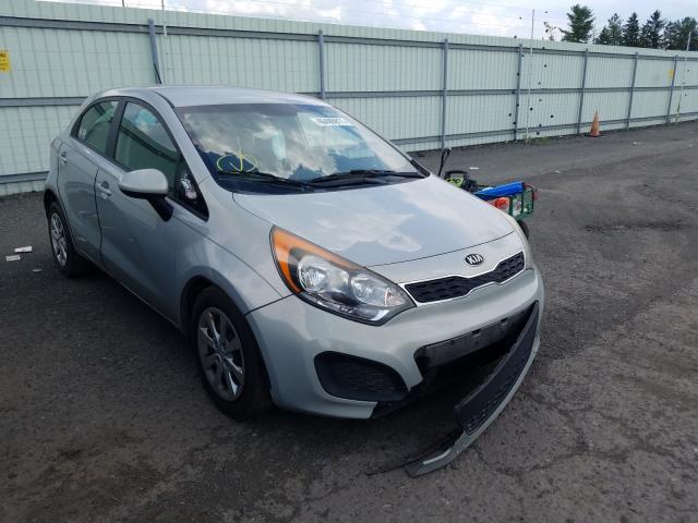Kia Rio ex (2013)