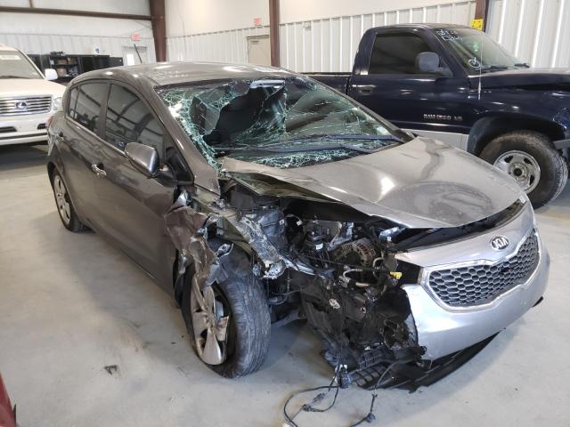 Kia Forte lx (2016)