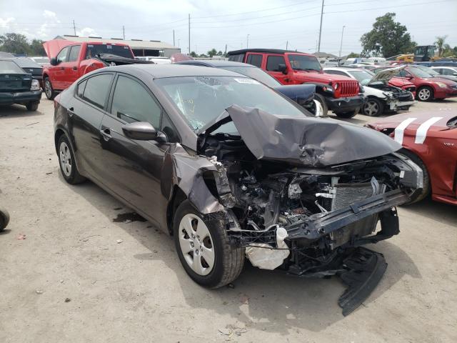 Kia Forte lx (2017)