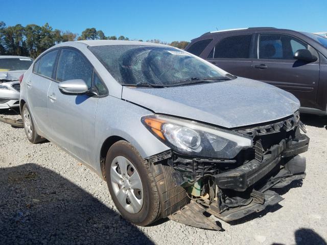 Kia Forte lx (2015)