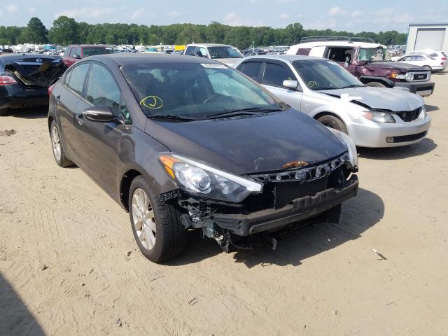 Kia Forte lx (2015)