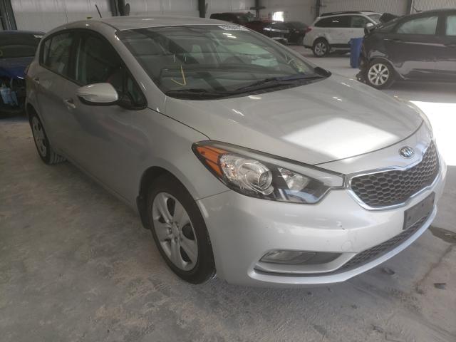 Kia Forte lx (2016)