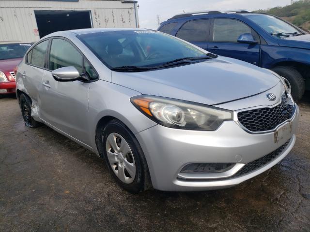 Kia Forte lx (2015)