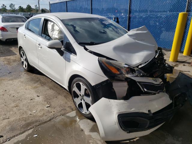 Kia Rio ex (2013)