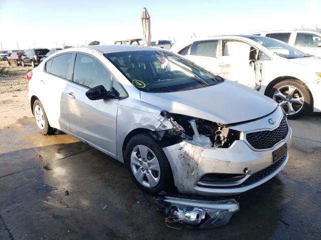 Kia Forte lx (2015)
