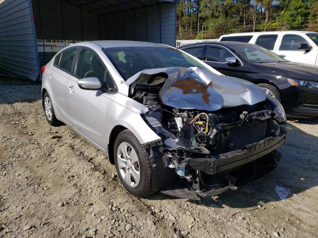 Kia Forte lx (2015)