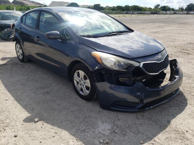 Kia Forte lx (2016)