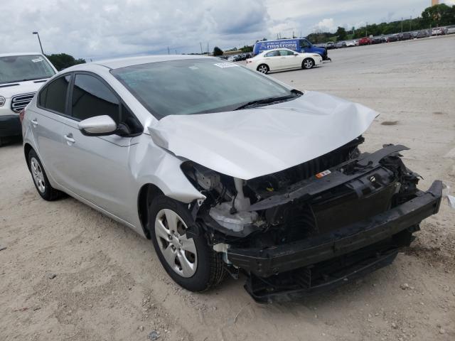 Kia Forte lx (2017)