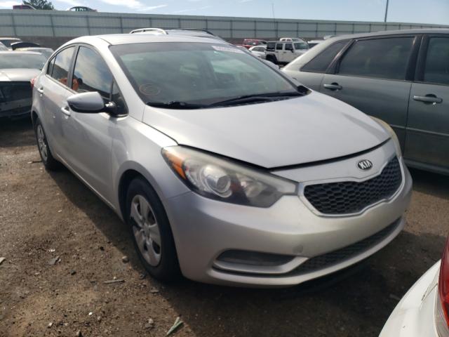 Kia Forte lx (2015)