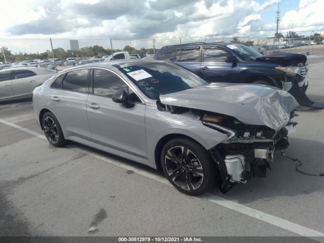 Kia K5 (2021)