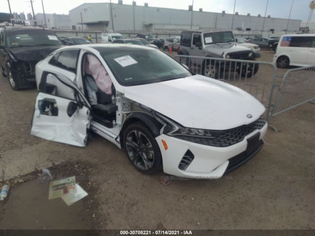 Kia K5 (2021)