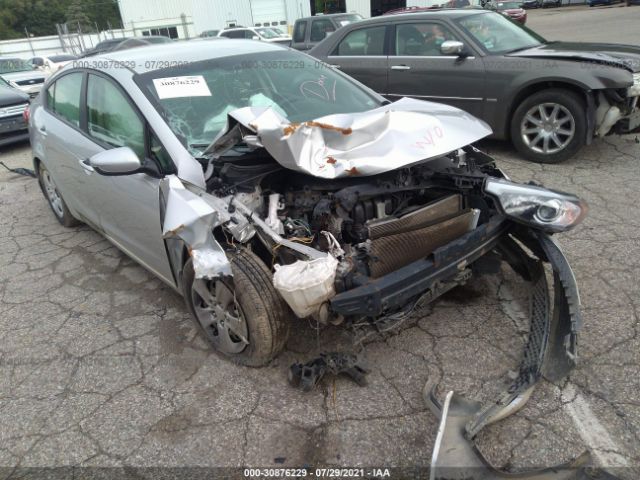 Kia Forte (2015)
