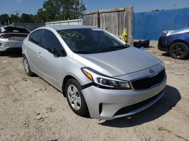 Kia Forte lx (2017)