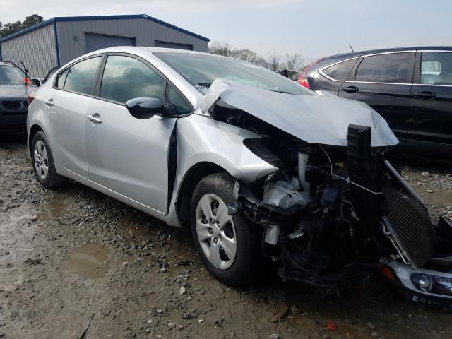Kia Forte lx (2017)