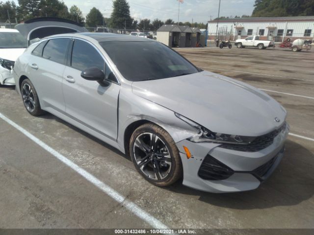 Kia K5 (2021)