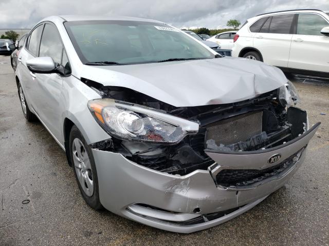 Kia Forte lx (2015)