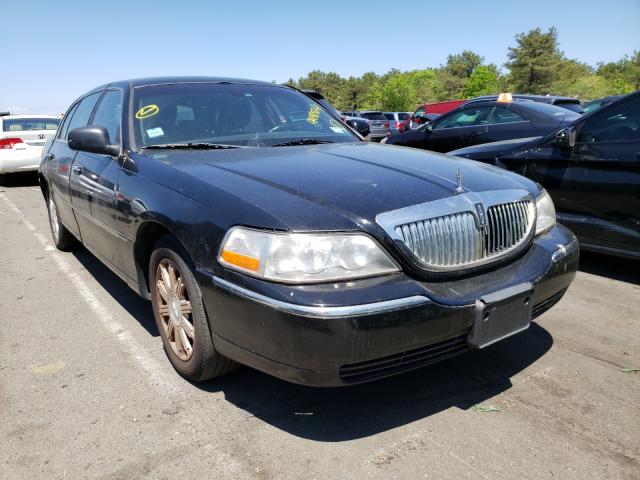 Lincoln Town car e (2011)