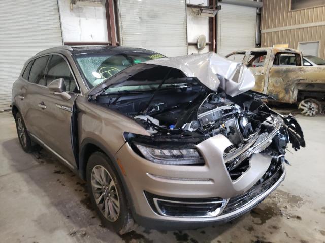 Lincoln Nautilus r (2020)