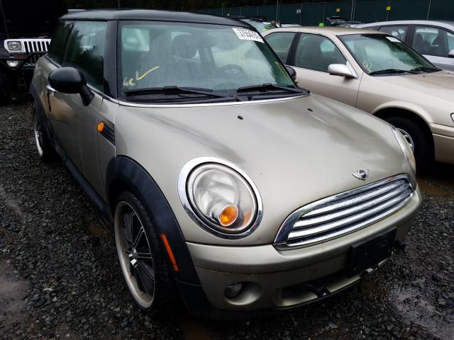 Mini Cooper (2010)