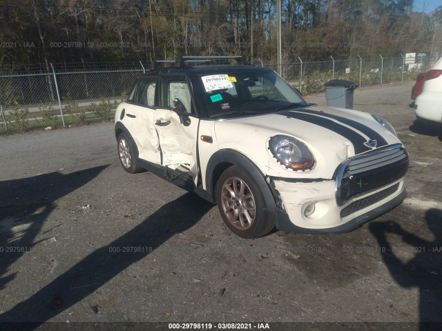 Mini Cooper hardtop 4 door (2015)