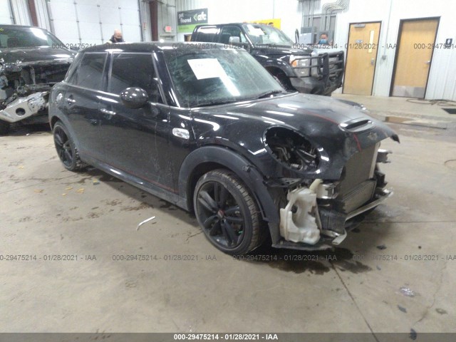 Mini Cooper hardtop 4 door (2016)