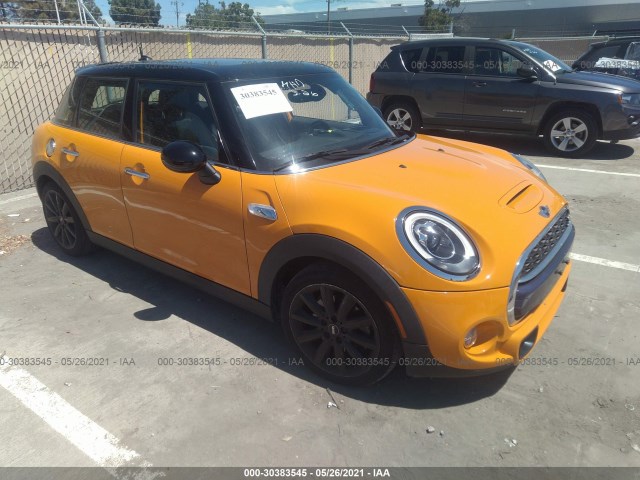 Mini Cooper hardtop 4 door (2016)
