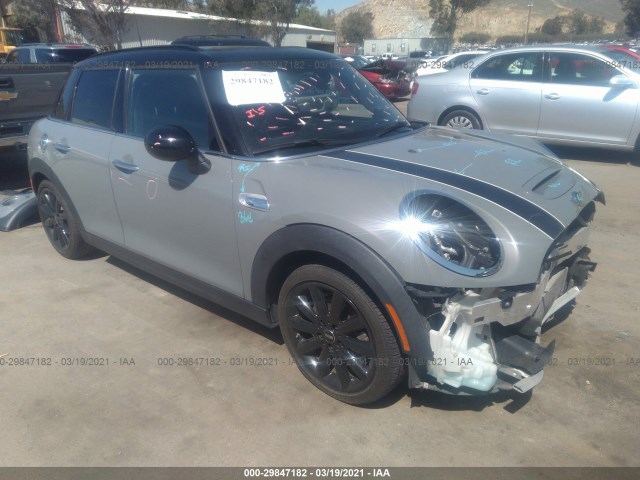 Mini Cooper hardtop 4 door (2016)