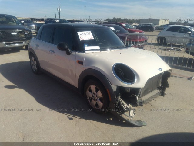 Mini Cooper hardtop 4 door (2015)