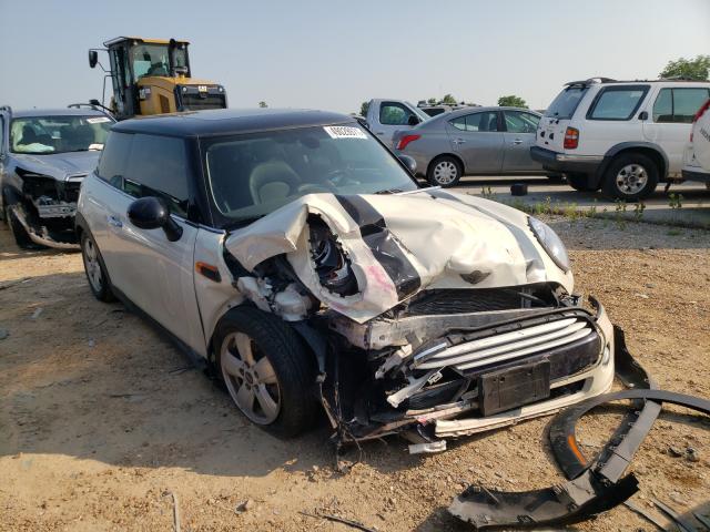 Mini Cooper (2015)