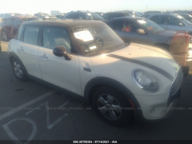 Mini Cooper hardtop 4 door (2016)