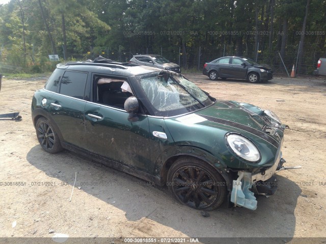 Mini Cooper hardtop 4 door (2016)