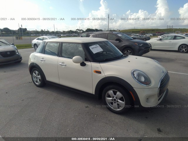Mini Cooper hardtop 4 door (2016)