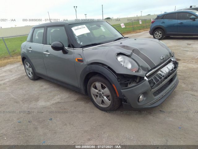 Mini Cooper hardtop 4 door (2016)