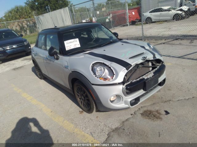 Mini Cooper hardtop 4 door (2016)