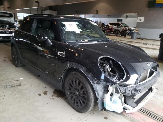 Mini Cooper (2015)