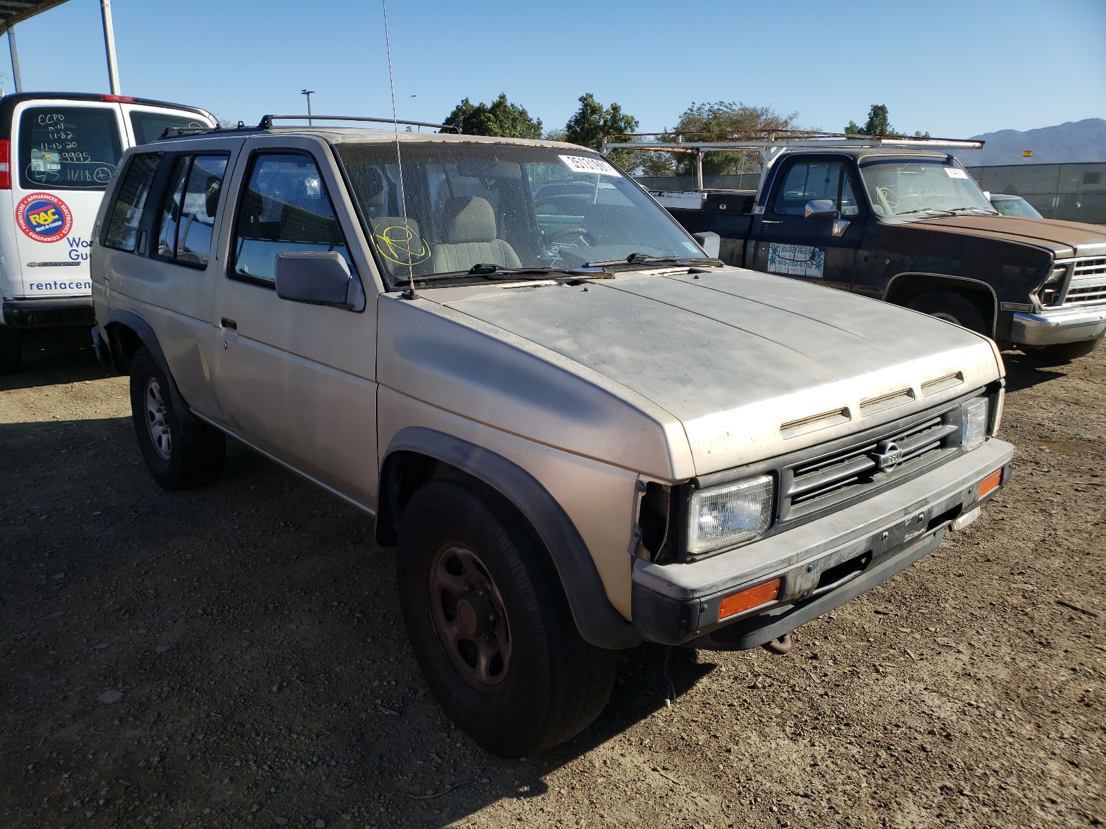 Nissan Pathfinder (1992)