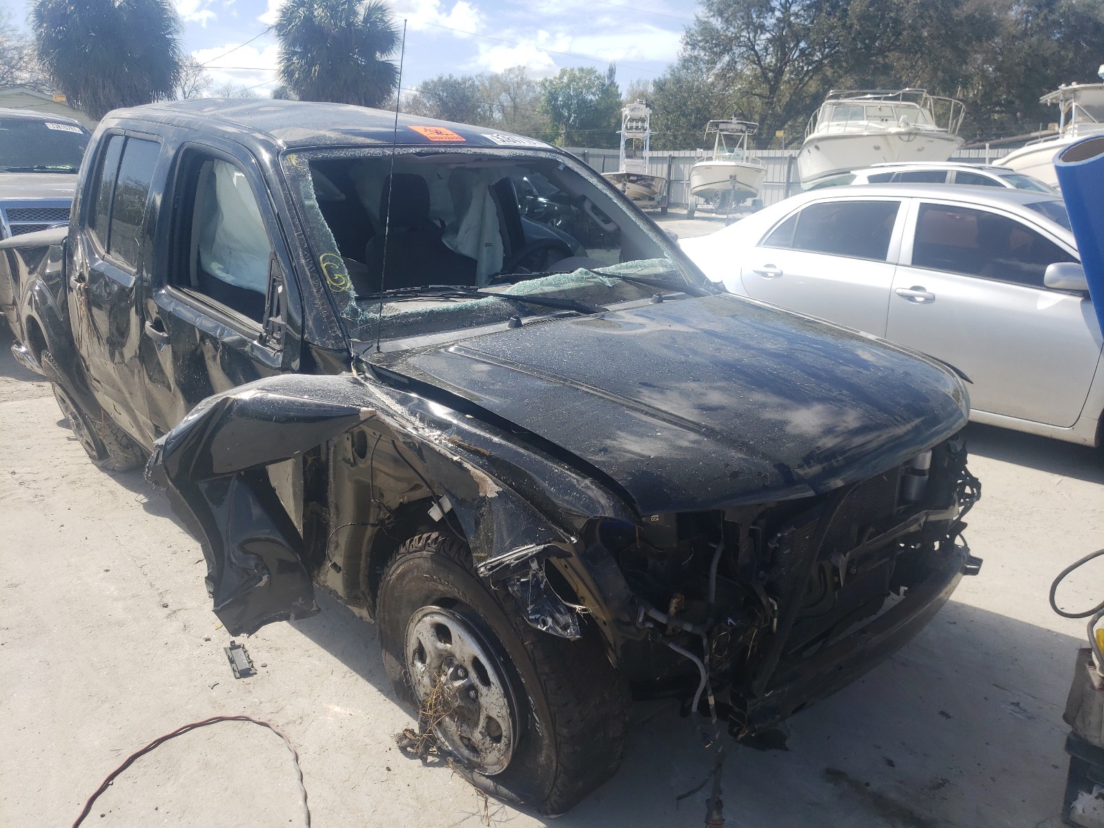 Nissan Frontier s (2013)