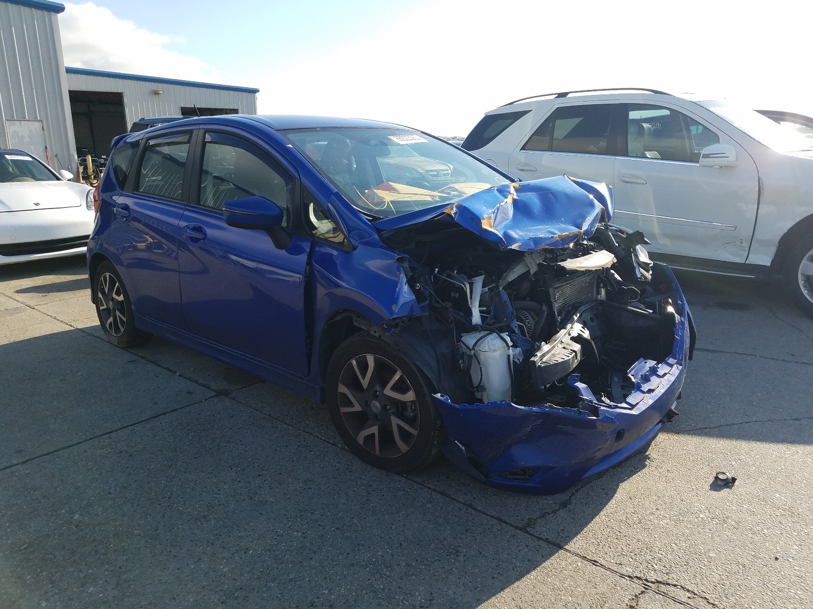 Nissan Versa note (2015)