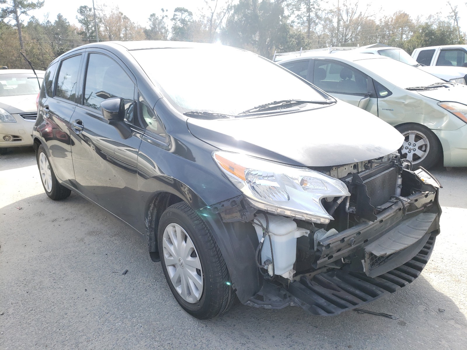 Nissan Versa note (2016)