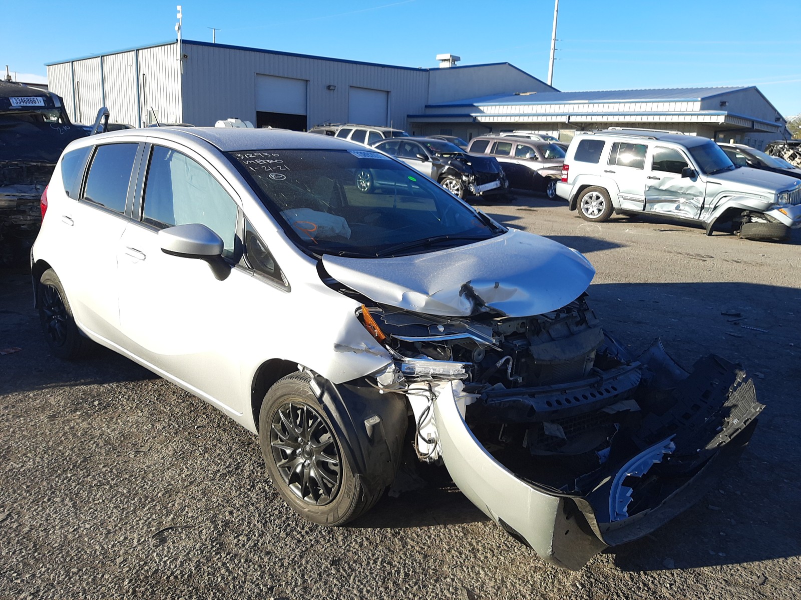 Nissan Versa note (2017)