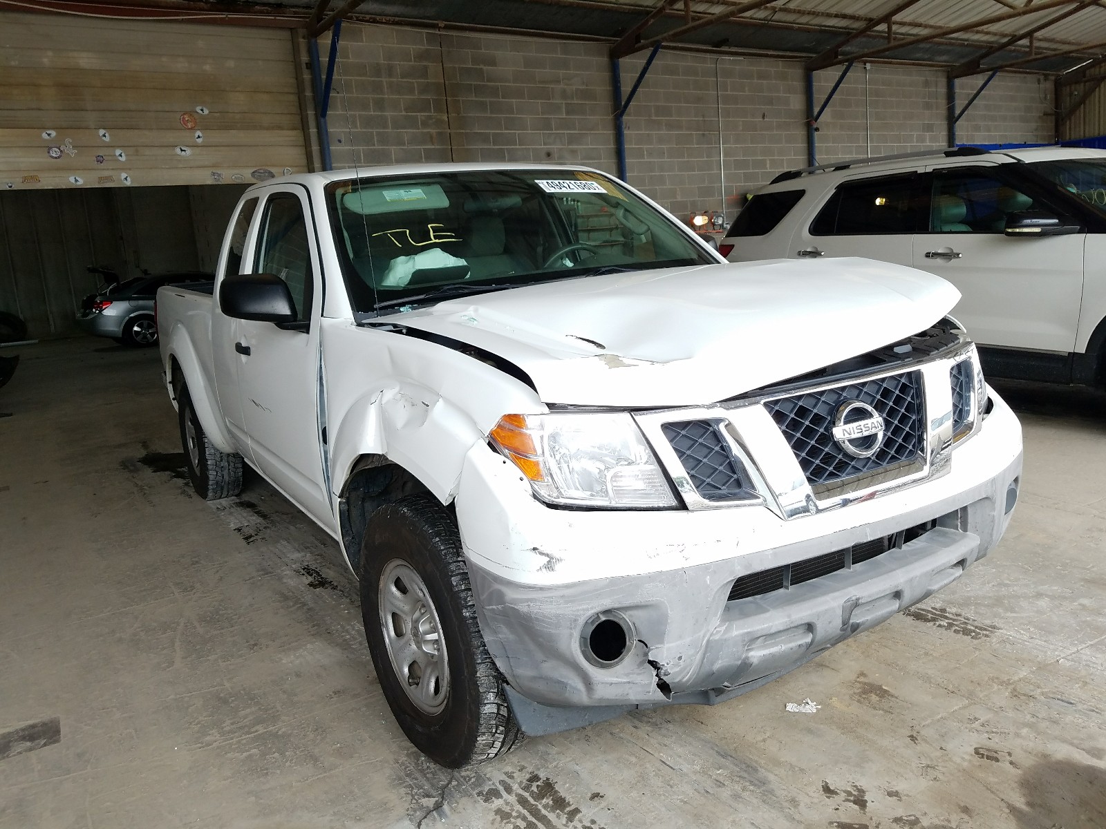Nissan Frontier s (2013)
