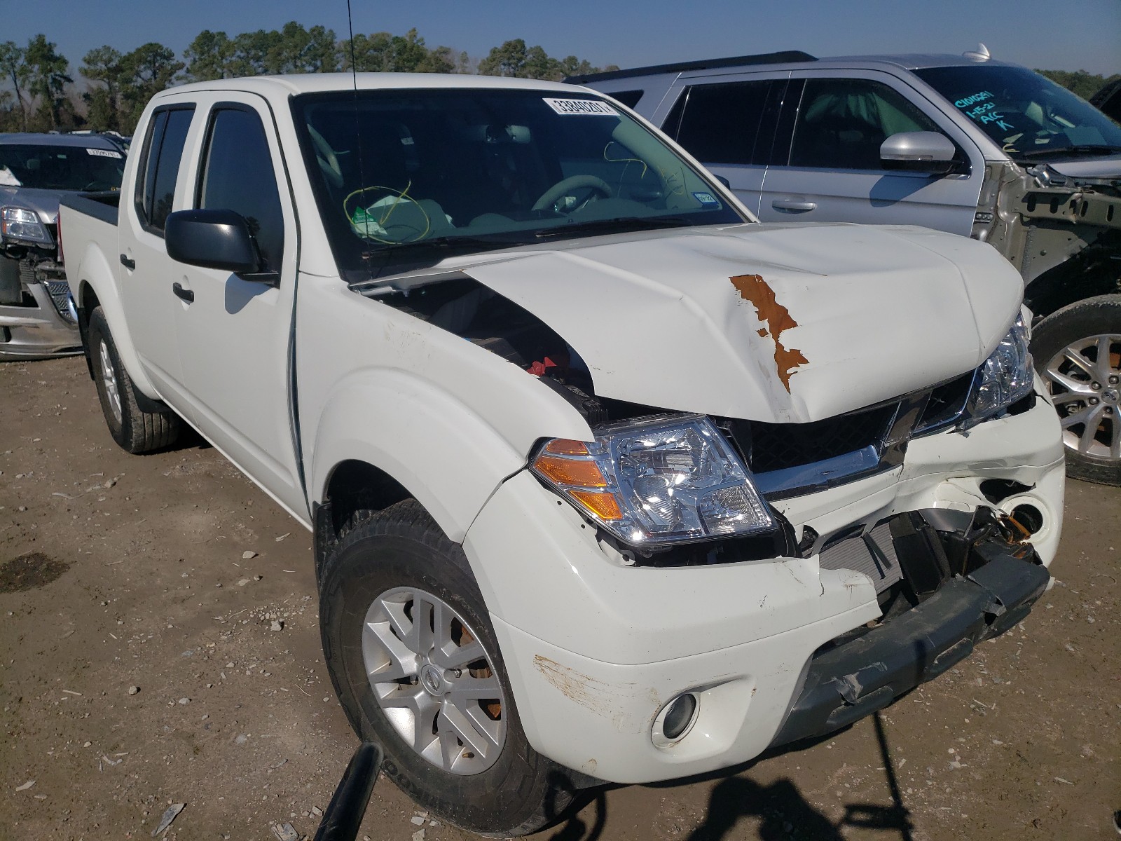 Nissan Frontier s (2020)
