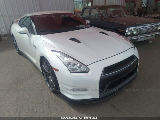 Nissan Gt-r (2015)