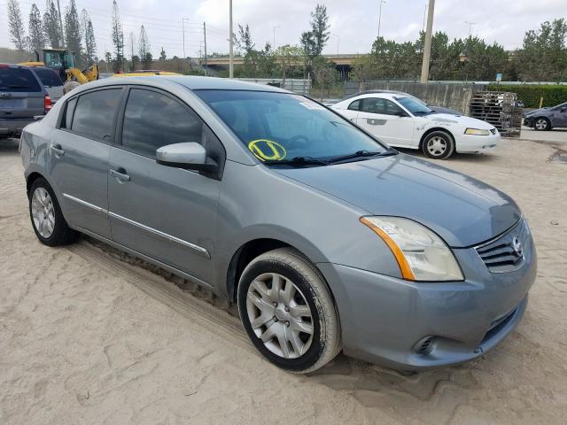 Nissan Sentra 2-0 (2012)
