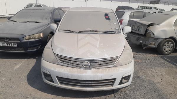Nissan Tiida (2011)