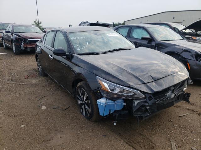 Nissan Altima sv (2021)
