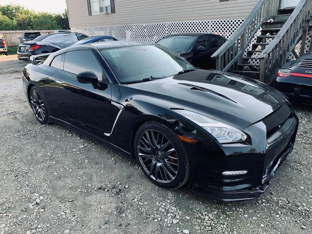 Nissan Gt-r (2016)
