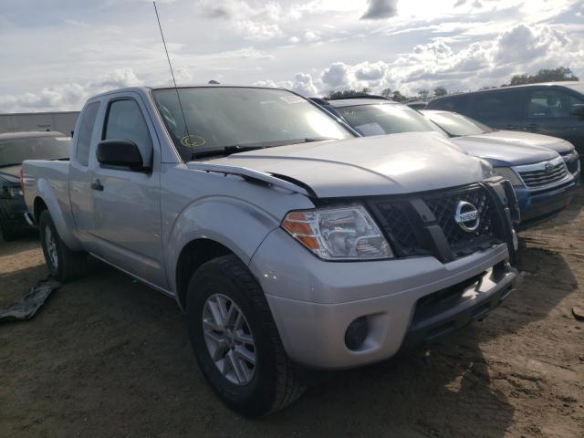 Nissan Frontier s (2017)