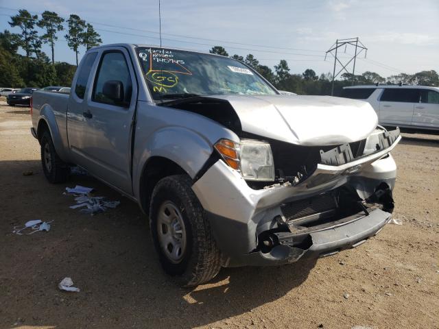 Nissan Frontier s (2016)