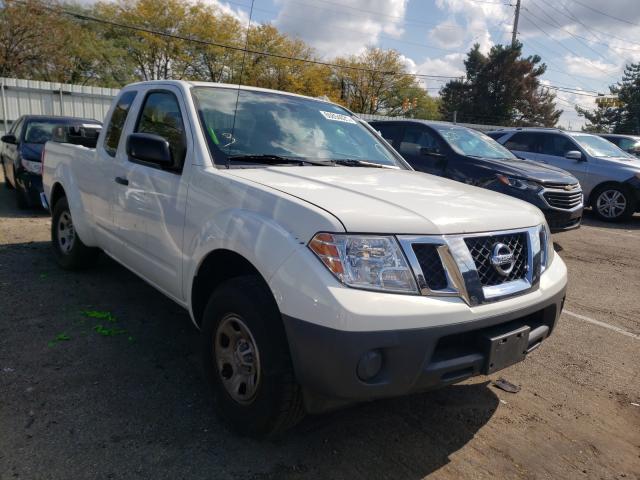 Nissan Frontier s (2016)